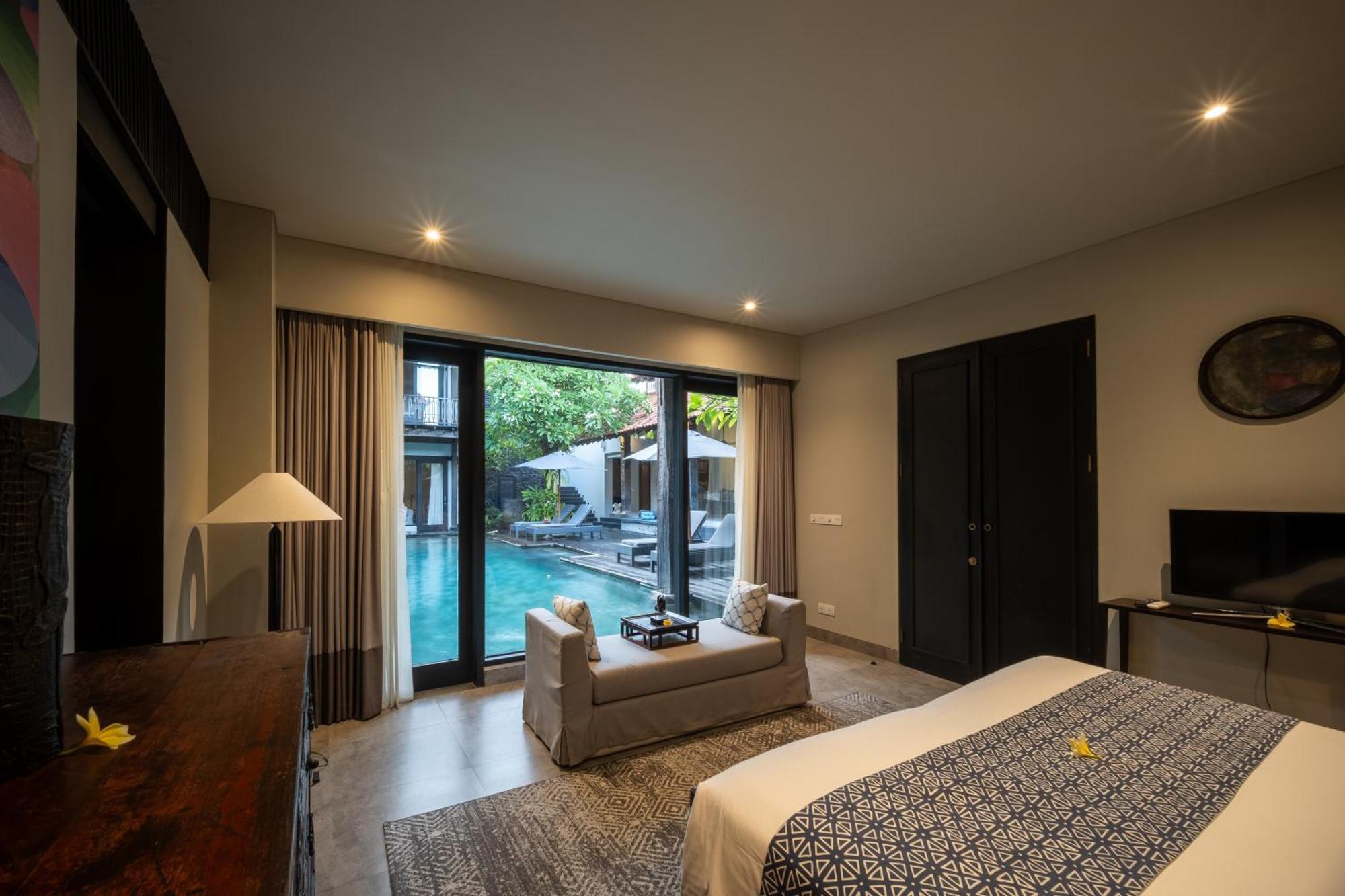 Villa De Suma - Fully Staffed Luxury Villa, Walk To The Beach! 塞米亚克 外观 照片